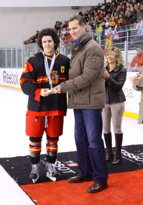 España se cuelga la plata en el Mundial Sub20 de Hockey Hielo en Jaca
