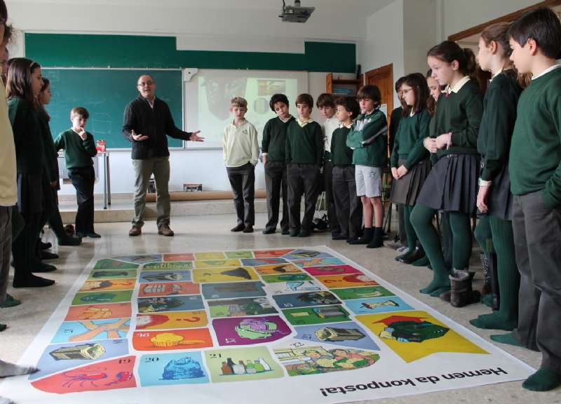 Talleres escolares “Hemen da konposta!”