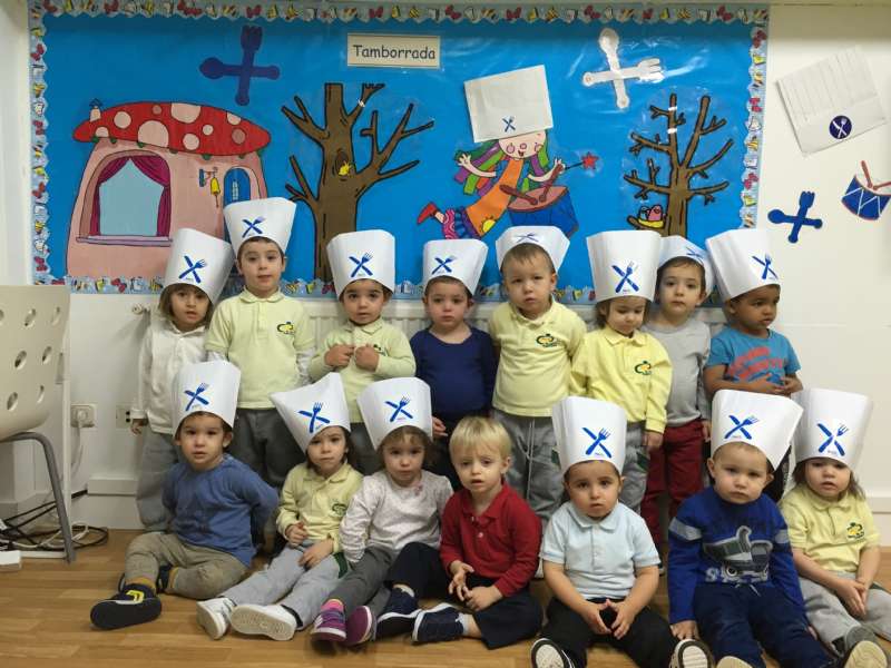 Tamborrada en el aula de dos años